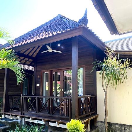 Damara Lembongan Hotel นูซาเลมโบงัน ภายนอก รูปภาพ